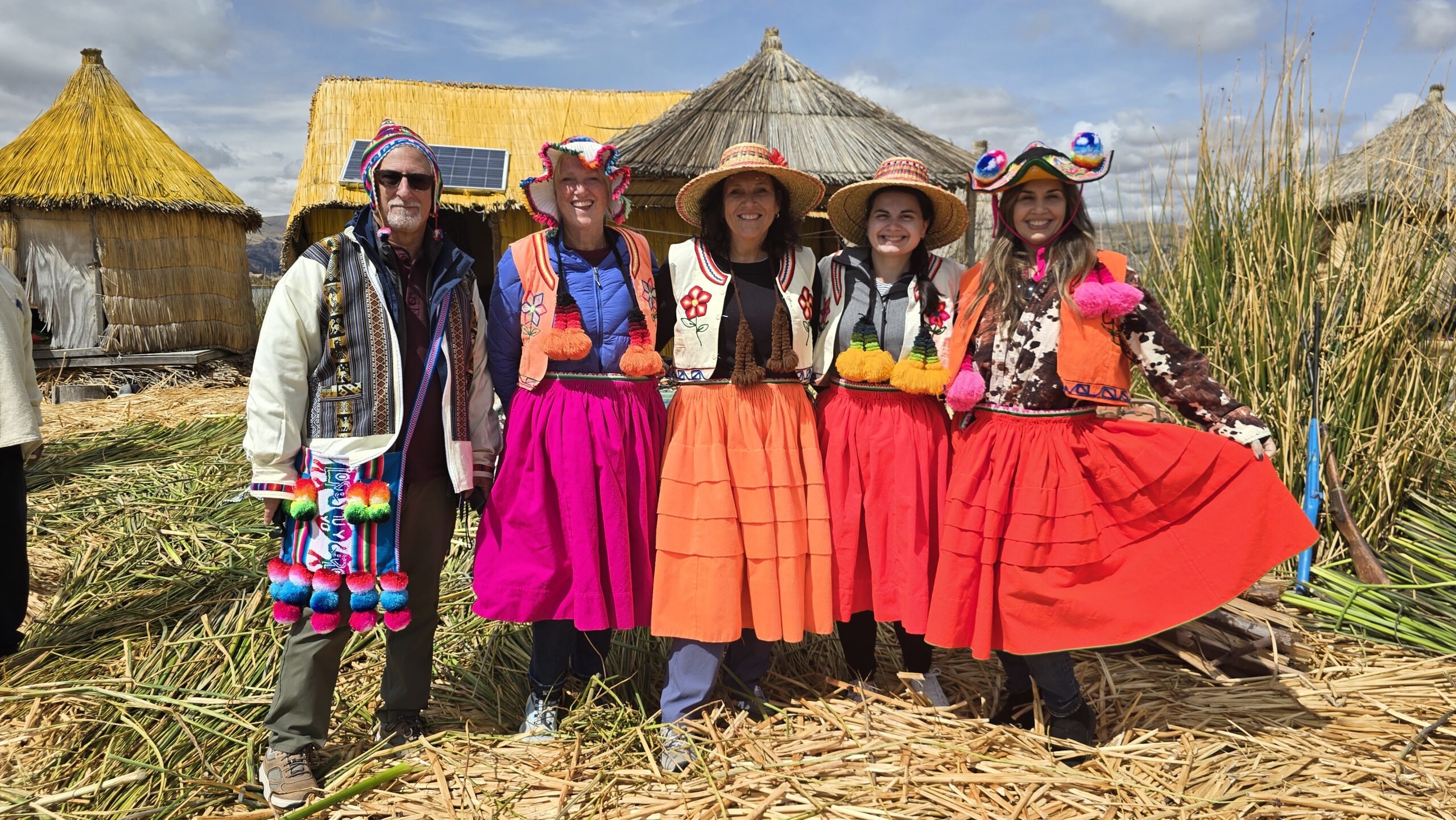 Galería de GRAN TRAVESÍA ANDINA: CUMBRES, CULTURAS Y DESAFÍO